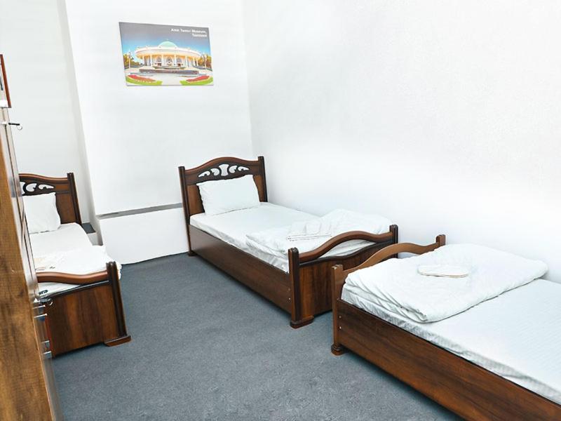 Auberge de jeunesse House De Moon à Tachkent Chambre photo