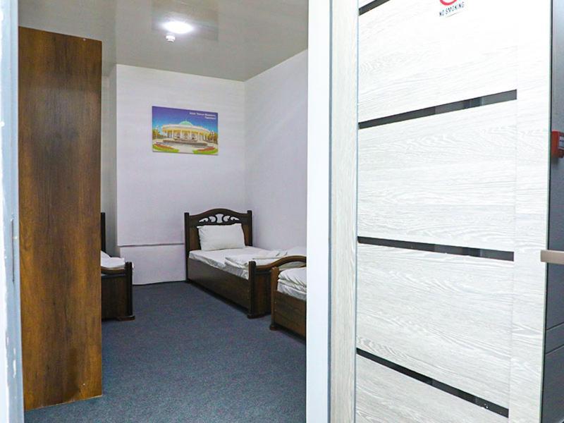 Auberge de jeunesse House De Moon à Tachkent Chambre photo